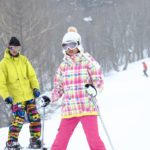 スキーやスノボー、冬の日焼け対策について詳しく説明します！