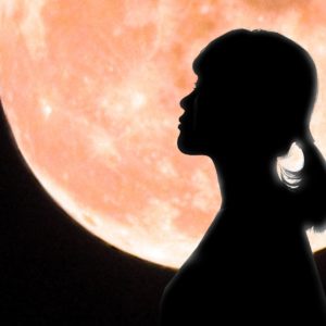 月の満ち欠けと女性の身体とのつながり…月のサイクルを活かした健康法